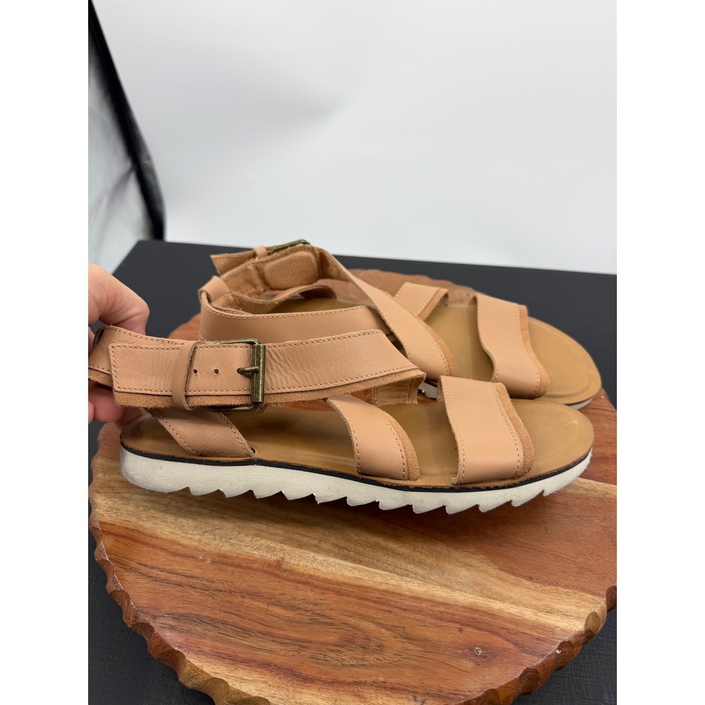 TOMS Sidney Sandal Women 9 Tan Leather Multi-Strap Buckle Flat 10017909